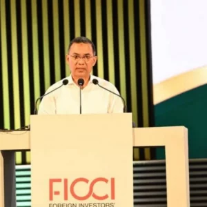 ট্রিলিয়ন ডলারের অর্থনীতিতে পৌঁছাতে দৃঢ়প্রতিজ্ঞ সরকার: প্রধানমন্ত্রী