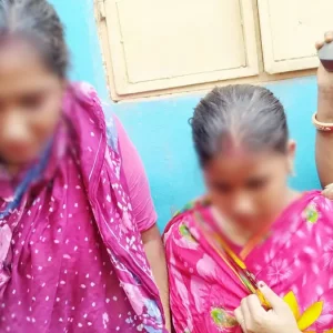 হিন্দু সেজে মন্দিরে ঢুকে চুরির চেষ্টা, গণপিটুনির পর দুই নারী আটক