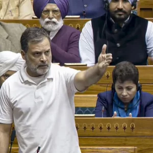 টানা পঞ্চম দিনও অচল লোকসভা, বক্তব্য রাখতে পারেননি রাহুল