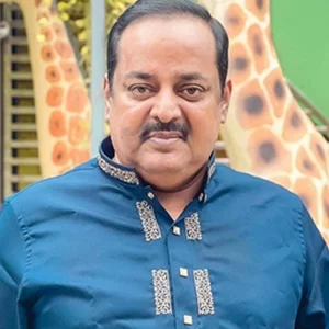 ডিপজলের বিরুদ্ধে ভাইয়ের মানহানির মামলা