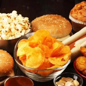 ক্যানসারের ঝুঁকি বাড়ায় যেসব প্রক্রিয়াজাত স্ন্যাক্স, সতর্ক করছেন গবেষকেরা 