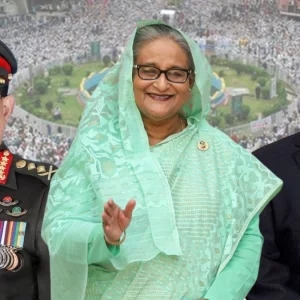 শেখ হাসিনা-আজিজ-বেনজীরসহ ৪১ জনের বিরুদ্ধে গ্রেপ্তারি পরোয়ানা