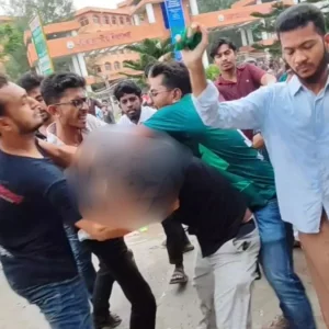 বরিশাল বিশ্ববিদ্যালয়ে ছাত্রদল-ছাত্রশিবির সংঘর্ষ, আহত ১০