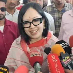 শেখ হাসিনার বক্তব্য প্রচারে নিষেধাজ্ঞার যৌক্তিকতা নিয়ে রুমিন ফারহানার প্রশ্ন