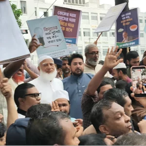 গ্যাসের দাম এক টাকাও বাড়ালে সরকার টিকতে পারবে না: নাহিদ ইসলাম
