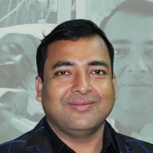 আইসিইউতে হাতকড়া পরে ভাইরাল হওয়া আওয়ামী লীগ নেতা মনির খানের মৃত্যু