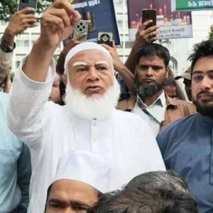 জনগণের দাবি পৌঁছে দিতেই সচিবালয়ের সামনে এসেছি: জামায়াত আমির
