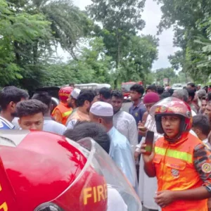 বাগেরহাট-খুলনা মহাসড়কে ট্রাকের সঙ্গে সংঘর্ষে মোটরসাইকেল চালক নিহত