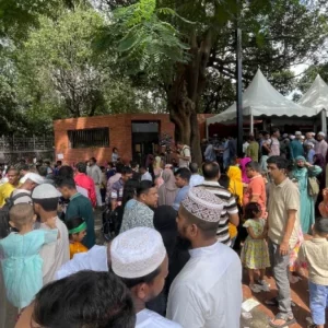 ছুটির দিনেও জুলাই জাদুঘরে ঘুরতে এসে ভোগান্তিতে দর্শনার্থীরা