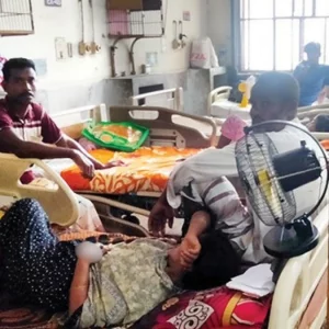 রংপুর মেডিকেলের সিসিইউর বেশিরভাগ এসি বিকল, ধীরে ঘুরে ফ্যান 