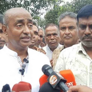 বাজারে ব্যবসায়ীদের সিন্ডিকেট ভেঙে দেওয়া হবে: আইনমন্ত্রী