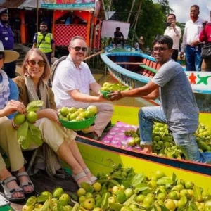 যুক্তরাষ্ট্রেও বাংলাদেশের পেয়ারা রপ্তানির সুযোগ রয়েছে: মার্কিন রাষ্ট্রদূত