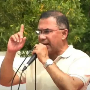 ‘সমুদ্র উপকূলে কল-কারখানা স্থাপন করে এই অঞ্চলের বেকার সমস্যা সমাধান করা হবে’