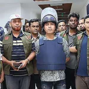 চাঁদাবাজি মামলায় চট্টগ্রামের শীর্ষ ‘সন্ত্রাসী’ ডেভিড ইমন পাঁচ দিনের রিমান্ডে