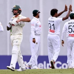 ডারউইনে প্রথম দিনেই চালকের আসনে বাংলাদেশ