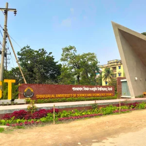 চেয়ারকে ‘মেয়ে’ সাজিয়ে নবীন শিক্ষার্থীকে দিয়ে করানো হয় ‘বিকৃত যৌন অভিনয়’