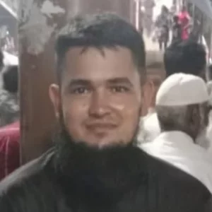 ট্রেনের ছাদে ভ্রমণ: নামতে গিয়ে দুই বগির মাঝে পড়ে যুবক নিহত