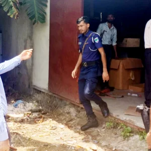 অভিযানে দুই কোটি টাকার মালামাল জব্দের দাবি, মামলায় দেখানো হলো ৩ লাখ