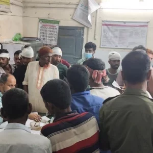 নেত্রকোনায় গোরস্থানের আধিপত্য নিয়ে সংঘর্ষ, আহত ১২০