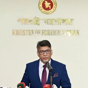 প্রধানমন্ত্রীর দিল্লি সফর নিয়ে ঢাকার দুই শর্ত