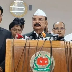 ‘সংসদ থেকেই সংবিধান সংশোধন করতে হবে, রাস্তাঘাটে বলে লাভ নেই’  