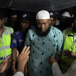 বাবার জানাজার পর ফের কারাগারে সাবেক ছাত্রলীগ নেতা জেমস