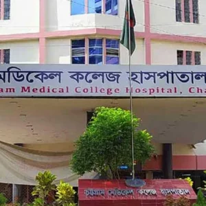 ফুটপাতে দোকান বসানো নিয়ে সংঘর্ষ, বিএনপি-এনসিপির নেতাকর্মীসহ আহত ৭