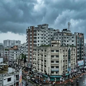 ঢাকার আকাশ আজ মেঘলা, বজ্রবৃষ্টির সম্ভাবনা
