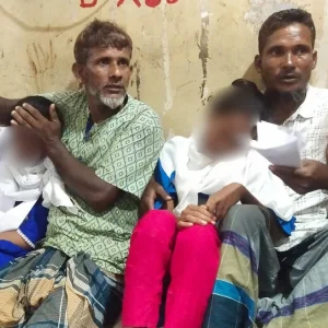 ‘আতরের গন্ধ’ নাকে আসার পর সেই হাতিয়ার স্কুলে ফের অচেতন ২১ শিক্ষার্থী