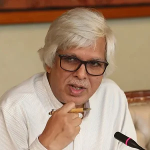 ‘আলোচনা না করে’ জ্বালানি তেলের দাম বাড়ানোয় সব খাতে বাড়তি চাপ তৈরি হবে: বিসিআই সভাপতি