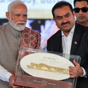 আদানি ও মোদিকে নিয়ে বিতর্কিত প্রামাণ্যচিত্র সরিয়ে ফেলার নির্দেশ কলকাতা হাইকোর্টের