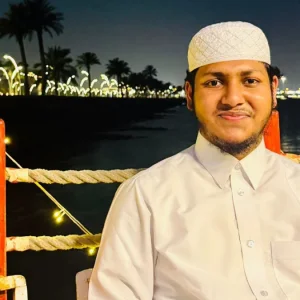 ‘আপাতত থেমে গেলাম, বারবার পোস্ট ও আলোচনা সময় এবং সম্মান—দুটোই নষ্ট করে’