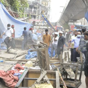 গুলিস্তান-সদরঘাট সড়কে হকারমুক্ত রাখার ঘোষণা, দোকান বসালেই গ্রেপ্তারের হুঁশিয়ারি