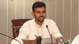 গণহত্যাকারীরা বিশৃঙ্খলা সৃষ্টির পরিকল্পনা করছে: উপদেষ্টা আসিফ