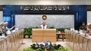 সন্ধ্যায় উপদেষ্টা পরিষদের জরুরি বৈঠক