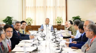 এলডিসি গ্র্যাজুয়েশন কমিটির সঙ্গে উচ্চপর্যায়ের বৈঠকে প্রধান উপদেষ্টা অধ্যাপক ড. মুহাম্মদ ইউনূস। ছবি: সংগৃহীত