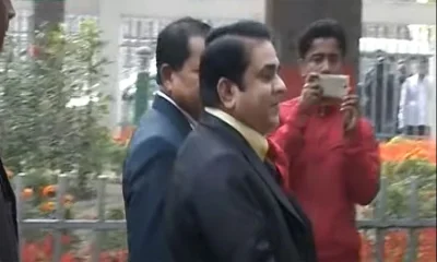 সপরিবারে ডিবি কার্যালয়ে মুসা বিন শমসের