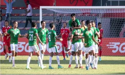 বিতর্কিত পেনাল্টি: সাফ থেকে বাংলাদেশের বিদায়