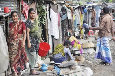 আন্তর্জাতিক দারিদ্র্য বিমোচন দিবস আজ