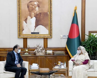 দারিদ্র্য বিমোচনে দক্ষিণ এশীয় দেশগুলোর কাজ করা উচিত: প্রধানমন্ত্রী