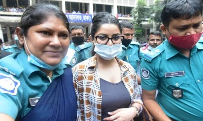 আদালতে পরীমণি।