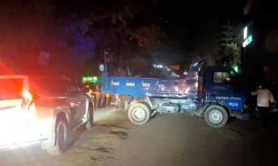 কক্সবাজার শহর জুড়ে মেয়র অনুসারীদের অবরোধ-বিক্ষোভ