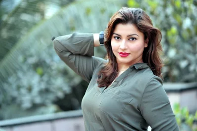 ডাবল চিন নিয়েও অনেকেই বিব্রত থাকেন