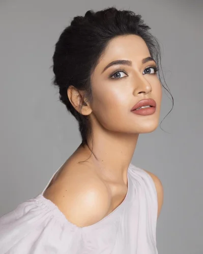আজমেরী হক বাঁধন