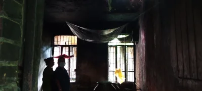 কক্সবাজার নার্সিং ও মিডওয়াইফারি কলেজের ভেতরের অবস্থা। ছবিঃ ইত্তেফাক