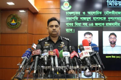 কমান্ডার খন্দকার আল মঈন।