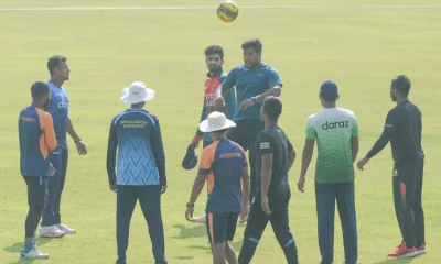 অনুশীলনে তরুণ ক্রিকেটাররা
