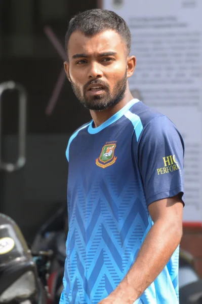 জাতীয় দলে অভিষেকের অপেক্ষায় তৌহিদ হৃদয়