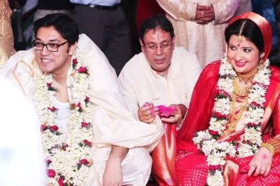 ২০১৫ সালে সাত পাকে বাঁধা পড়েন অনুপম রায় ও পিয়া রায়। ছবি: সংগৃহীত