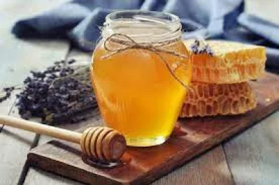 পায়ে ফোসকা পড়লে মধু সাথে সাথেই ব্যবহার করুন